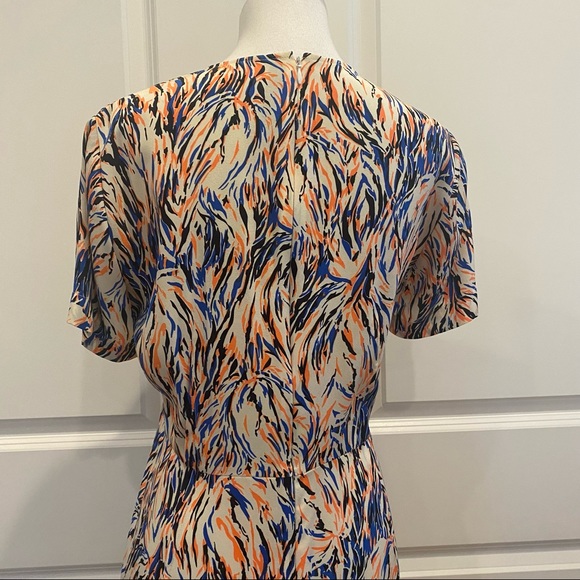 STELLA MCCARTNEY 100% Silk Short Sleeved Dress - Picture 8 of 13